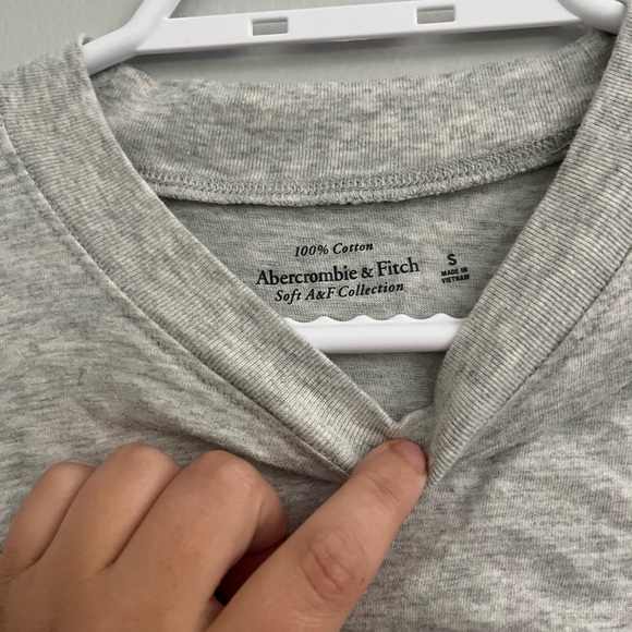 Abercrombie Plain cropped Tee - Picture 2 of 2